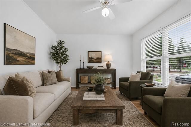Property Photo:  902 Little Hill Court  MI 48307 