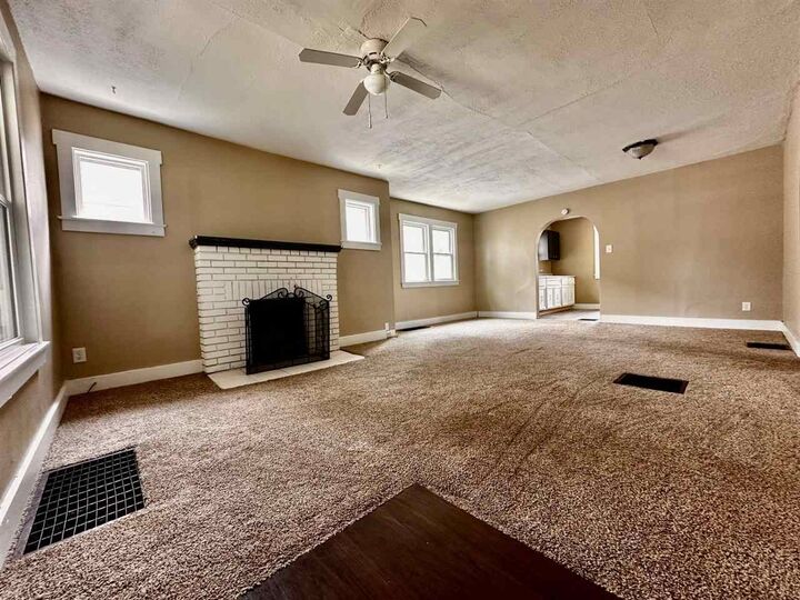 Property Photo:  318 SW 4th Street  IN 47374 