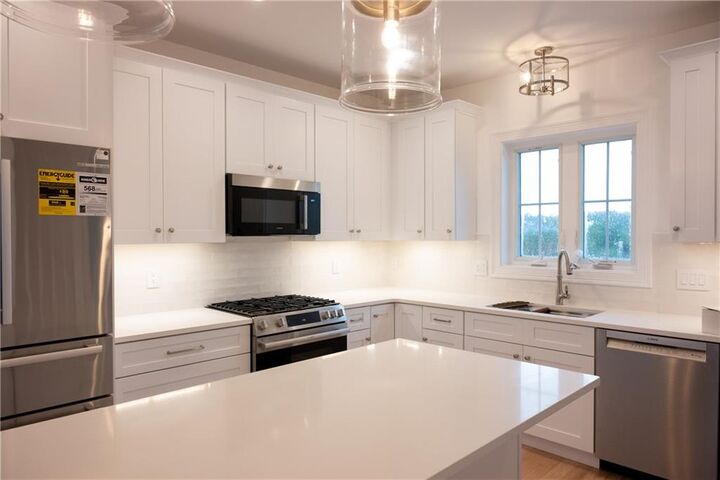 Property Photo: 25 Bunker Hill Crossing RI 02871