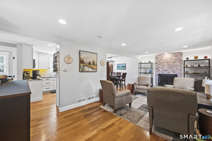 Property Photo:  18 Wapping Wood Road  CT 06029 