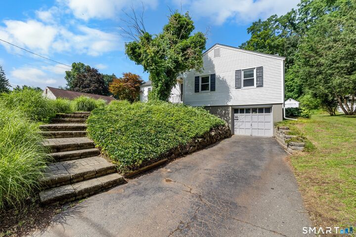 Property Photo: 93 Kenwood Street CT 06037