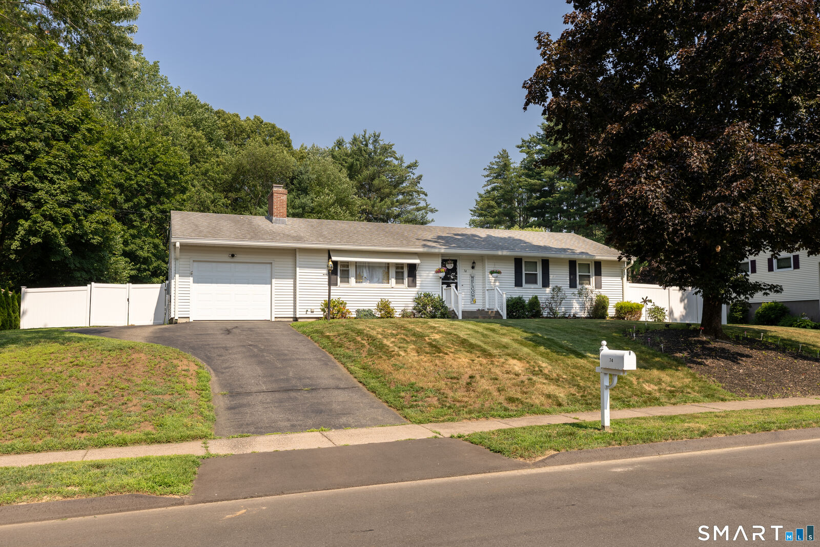 Property Photo:  74 Harvest Lane  CT 06118 