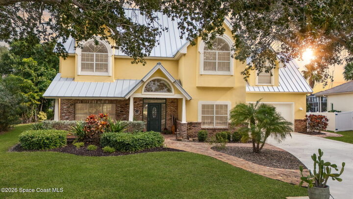 Property Photo:  250 Lanternback Island Drive  FL 32937 