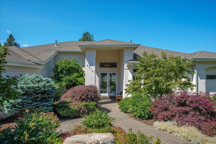 Property Photo: 5714 S Glendora Ln WA 99223
