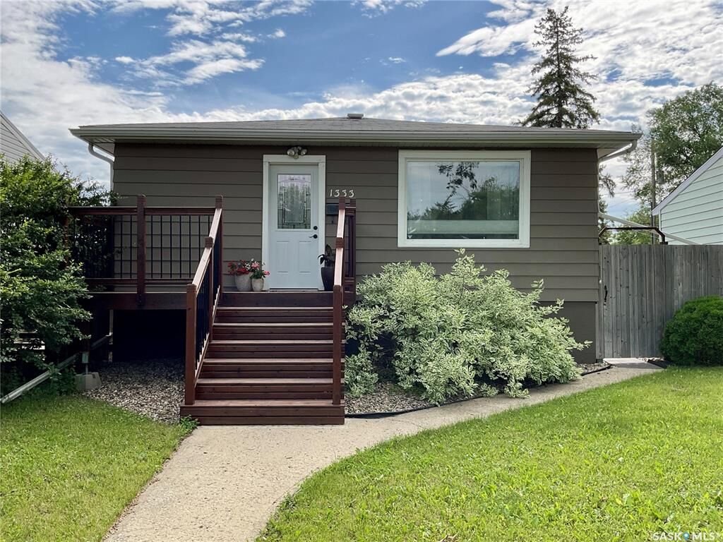 Property Photo:  1333 Empress Street  SK S4T 5E6 