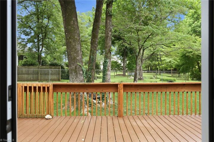 Property Photo: 100 Edinborough Drive NC 27302