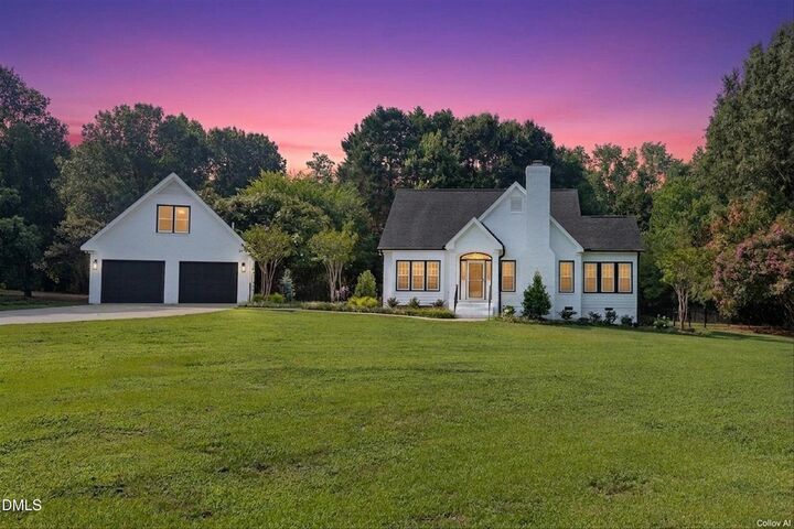 Property Photo:  809 Kinsman Court  NC 27603 
