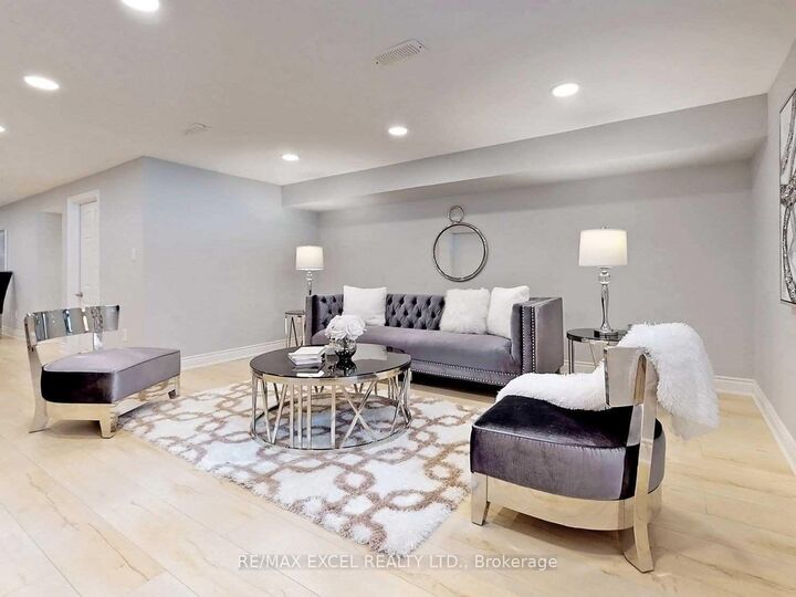 Property Photo:  91 Rockport Crescent  ON L4C 2L9 