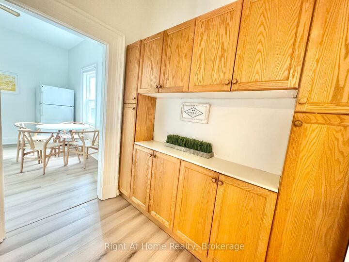 Property Photo: 216 Hatt Street ON L9H 2G8