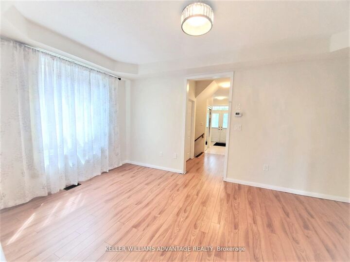 Property Photo: 3827 Janice Drive ON L5M 7Y6