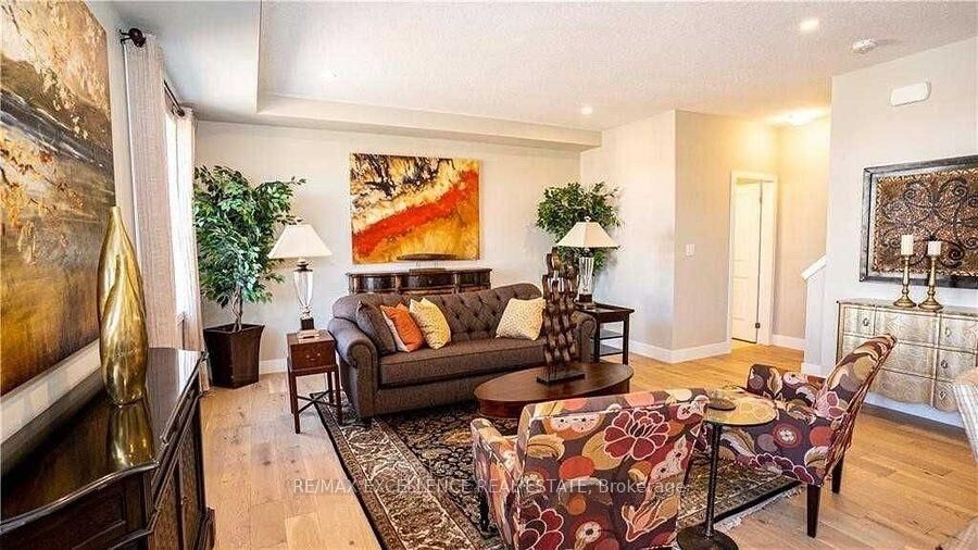 Property Photo: 177 Edge Valley Road 154 ON N5V 0L5