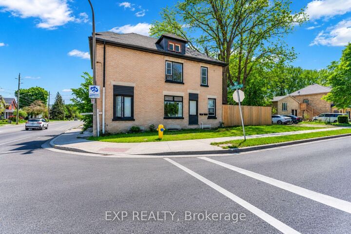 553 Quebec Street — photo 1