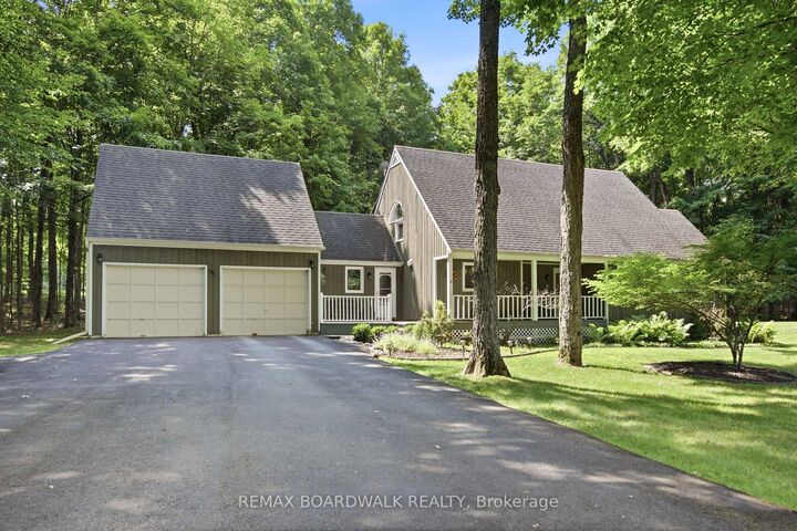 Property Photo: 123 Poole Drive ON K7H 3C5