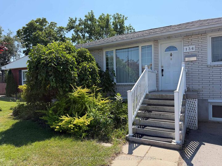 Property Photo: 136 Macdonald Avenue ON K8N 3Y3