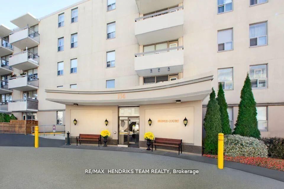 Property Photo:  156 Fitch Street 317  ON L3C 4V6 