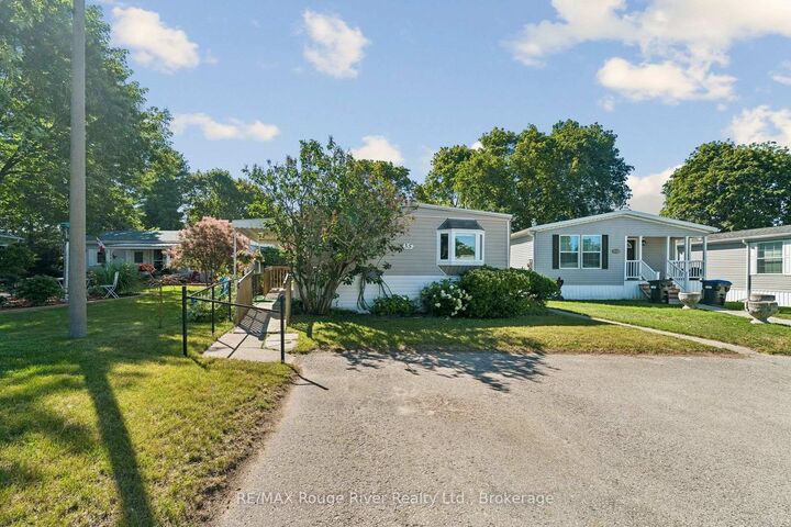 Property Photo: 35 Hawthorne Drive ON L9S 1P1