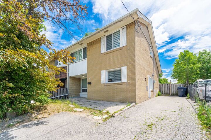 29 Brookmere Road — photo 1