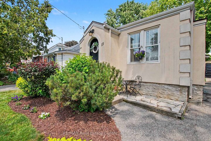 Property Photo: 15 Elgin Street N ON N1R 5G8