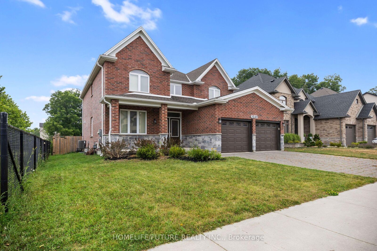 Property Photo: 1049 Melsetter Way ON N6G 5C7