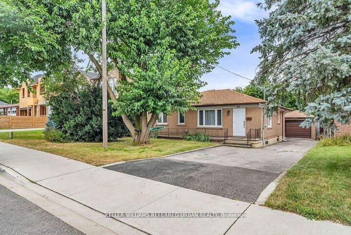 Property Photo: 86 Morgan Avenue ON L3T 1R4