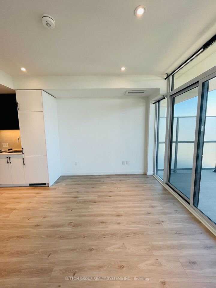 Property Photo: 741 King Street W 710 ON N2G 0E9