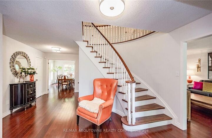 Property Photo: 500 Blenheim Crescent ON L6J 6P7