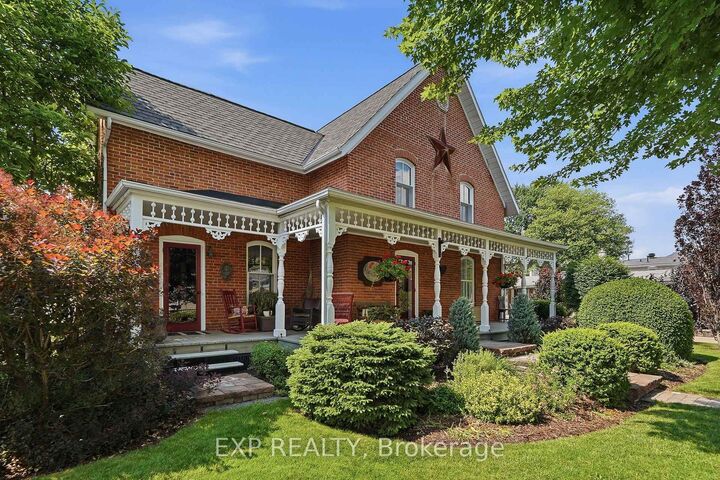 Property Photo: 702 Dollard Street ON K0A 1M0