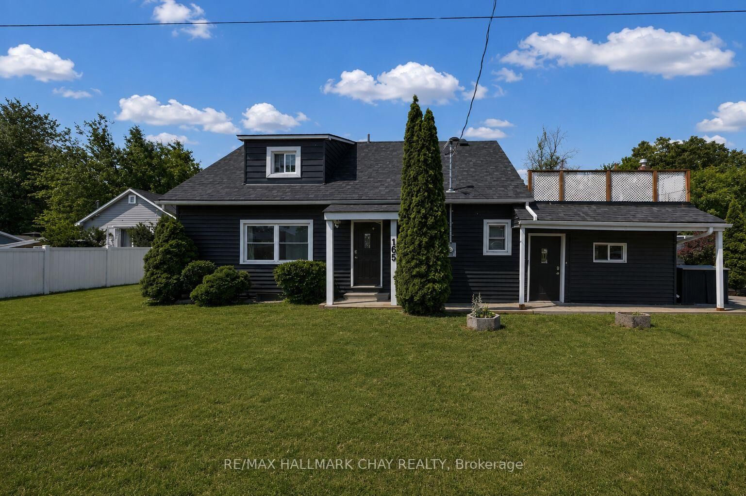 Property Photo: 165 Cedar Island Road ON L3V 1S9