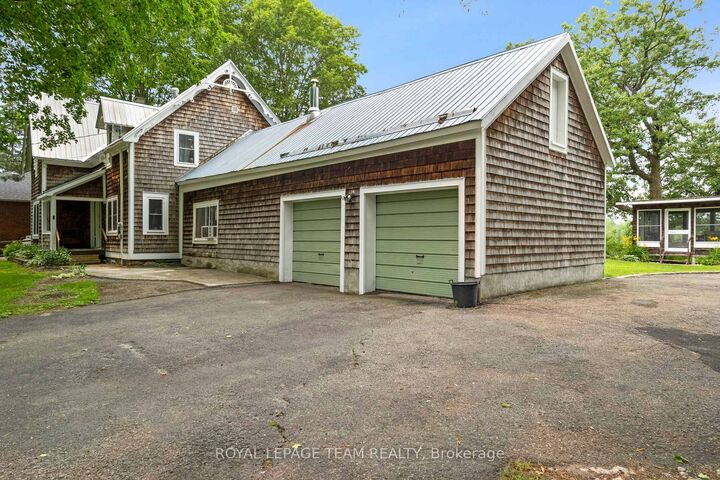 Property Photo: 715 River Road ON K0G 1J0