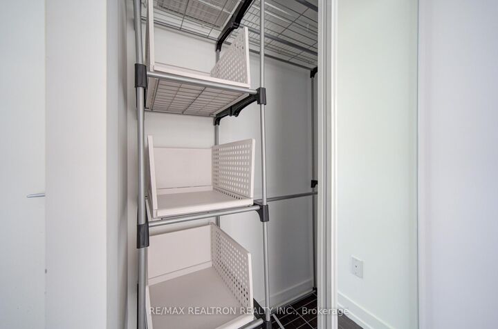 85 Wood Street 3303 — photo 1