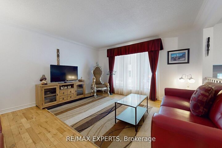 Property Photo: 3180 Fleming Boulevard ON L9S 2Z1