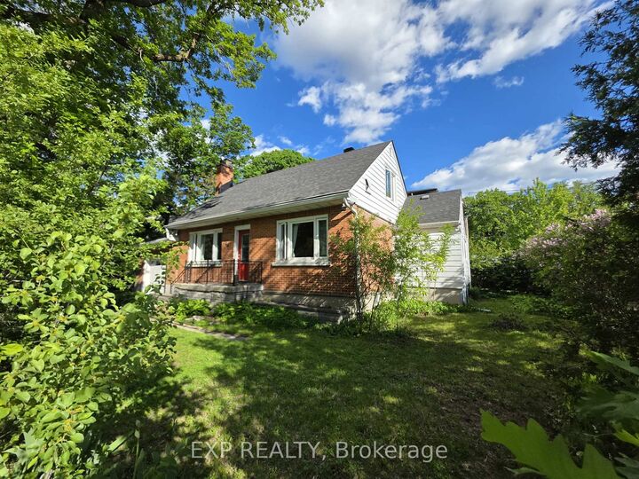 Property Photo: 44 Clearview Avenue ON K1Y 2K5