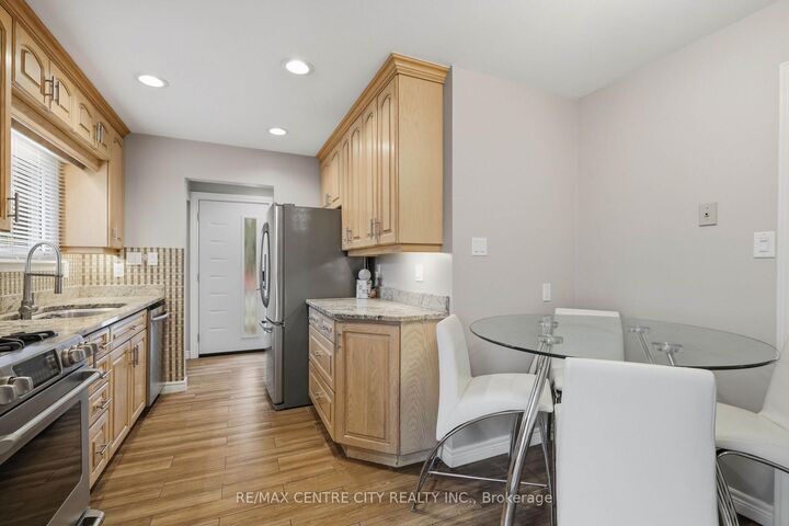 Property Photo: 419 Ferndale Avenue ON N6C 2Y9