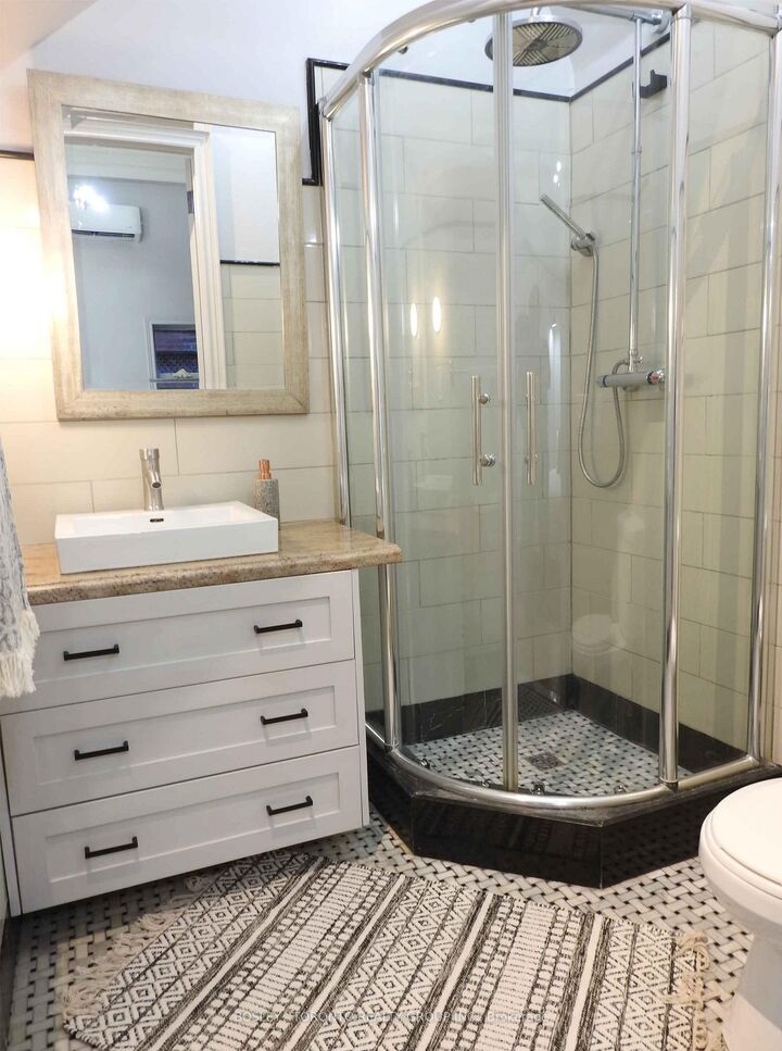 Property Photo: 21 Lansdowne Avenue 1 ON M6K 2V7