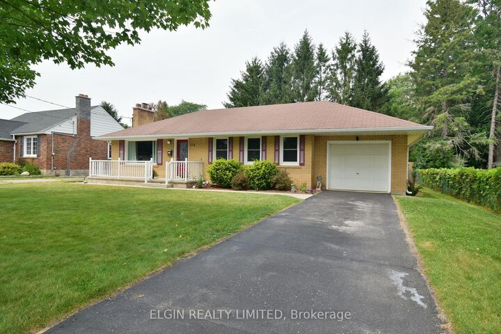 Photo de la propriété: 174 Elm Street ON N5R 1J3