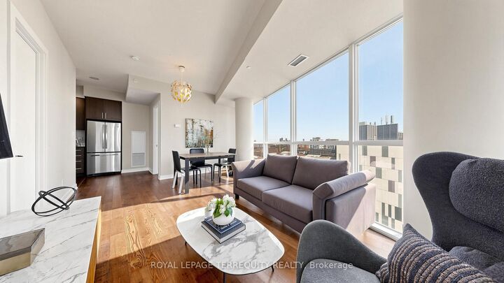 20 Bruyeres Mews 1705 — photo 1