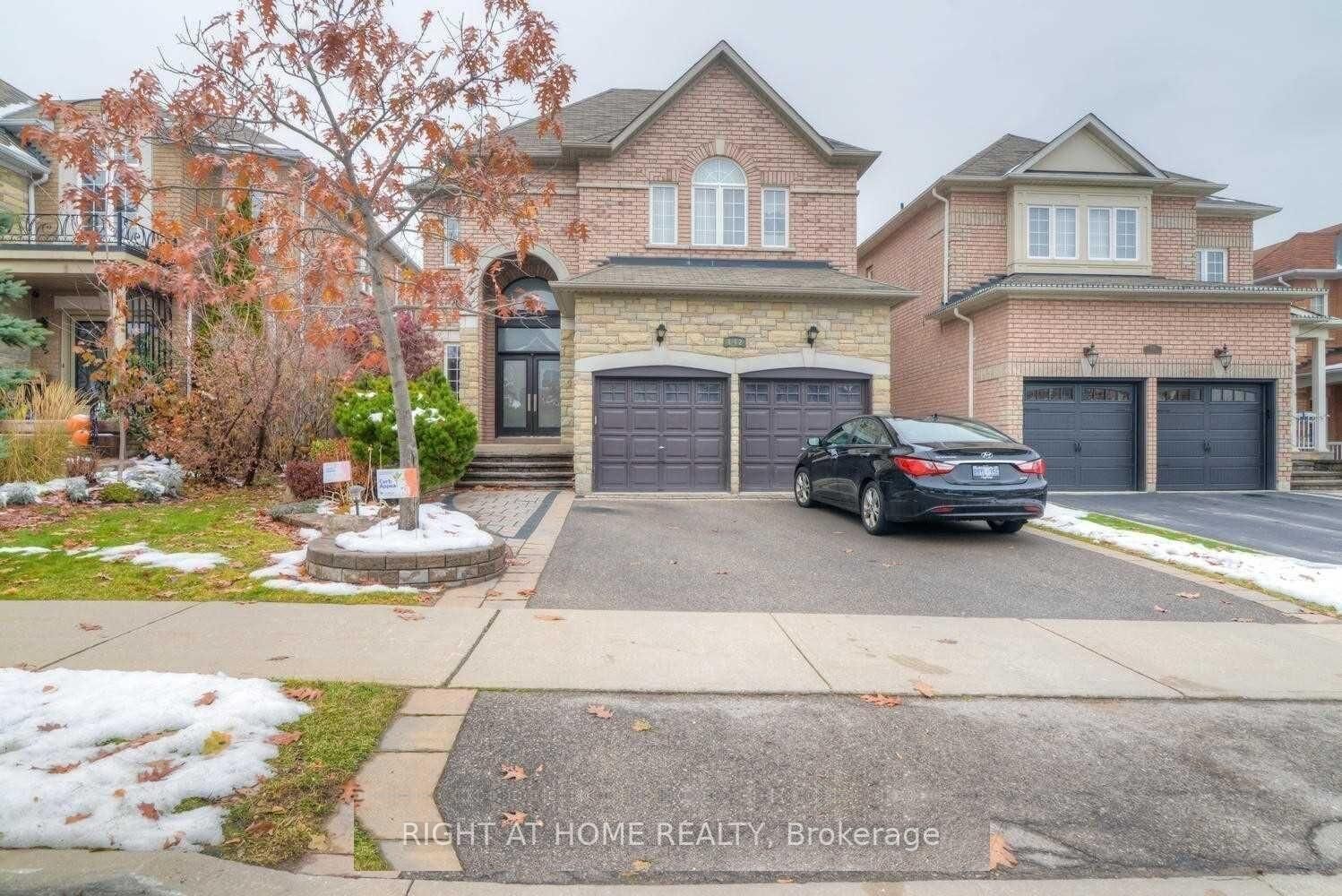 Property Photo: 142 Ner Israel Drive Lower ON L4J 9K8