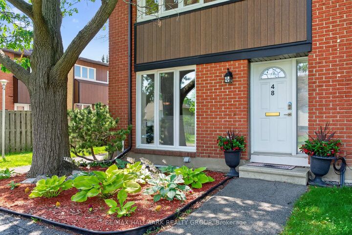 Property Photo: 1900 Marquis Avenue 48 ON K1J 8J2