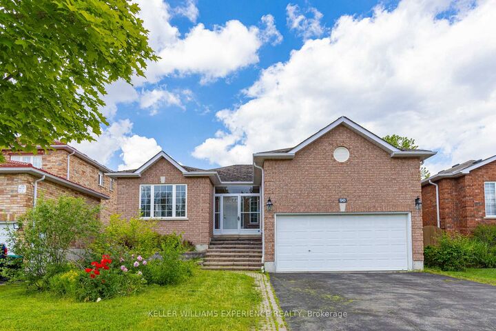 Property Photo: 90 Sproule Drive ON L4N 0W6