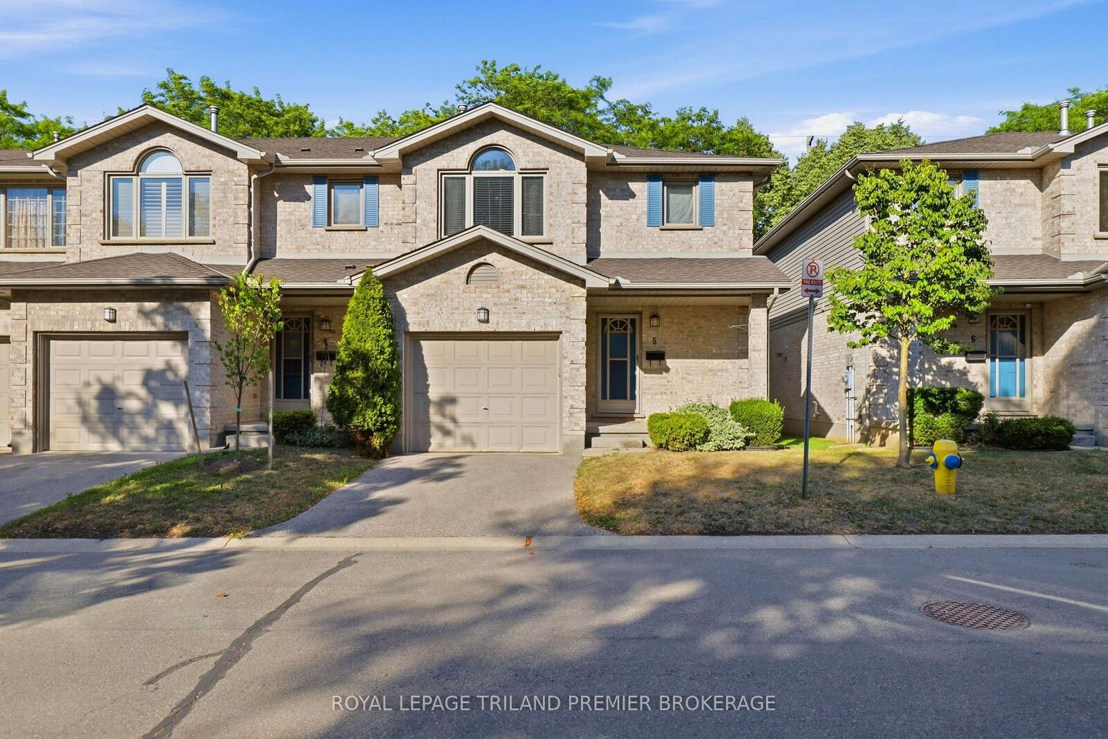 Property Photo: 155 Killarney Road #5 ON N5X 3X8