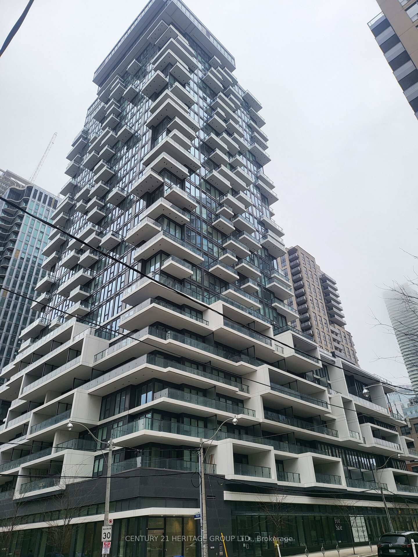 Property Photo: 77 Shuter Street 603 ON M5B 0B8