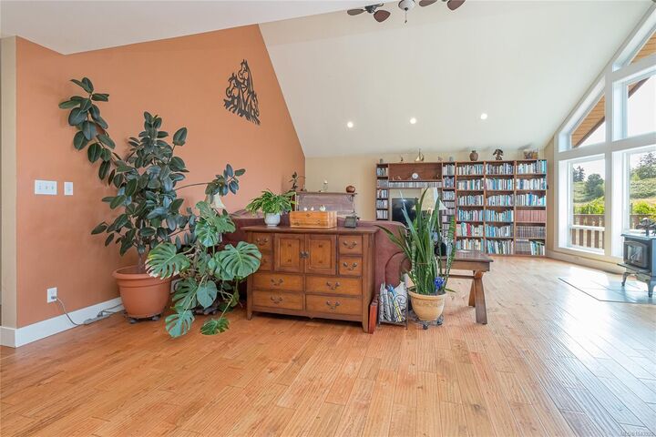 Property Photo: 7035 Tom Windsor Rd BC V9L 5W3