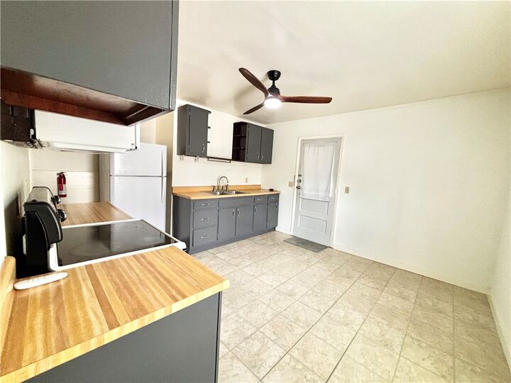 Property Photo: 307 Mulberry Ln B PA 15642