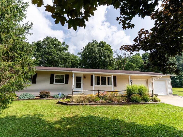 Property Photo:  26 Woodbine Drive  PA 16125 