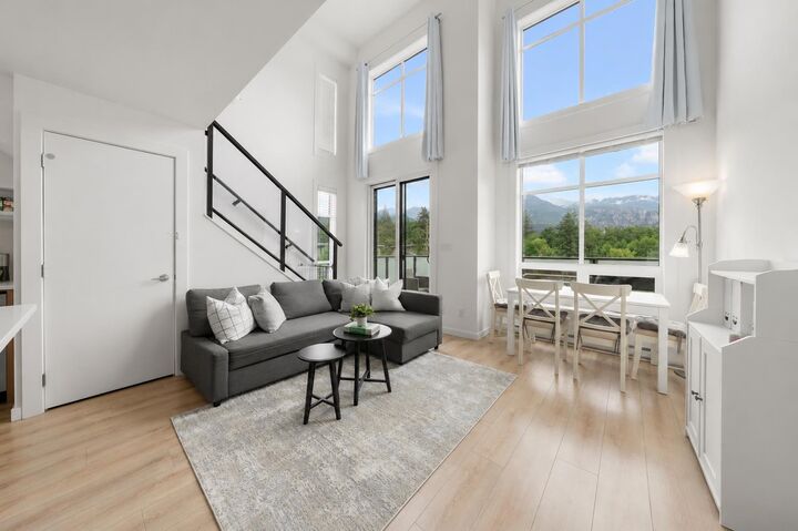 Property Photo: 39767 Government Road 206 BC V8B 0Z1