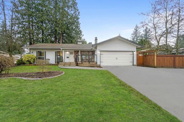 19694 46 Avenue — photo 1