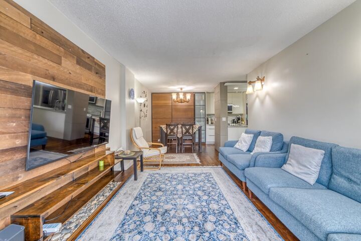 Property Photo: 2004 Fullerton Avenue 1205 BC V7P 3G8