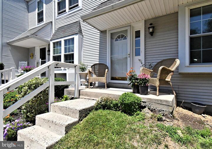Property Photo:  2489 Hillendale Drive  PA 19403 