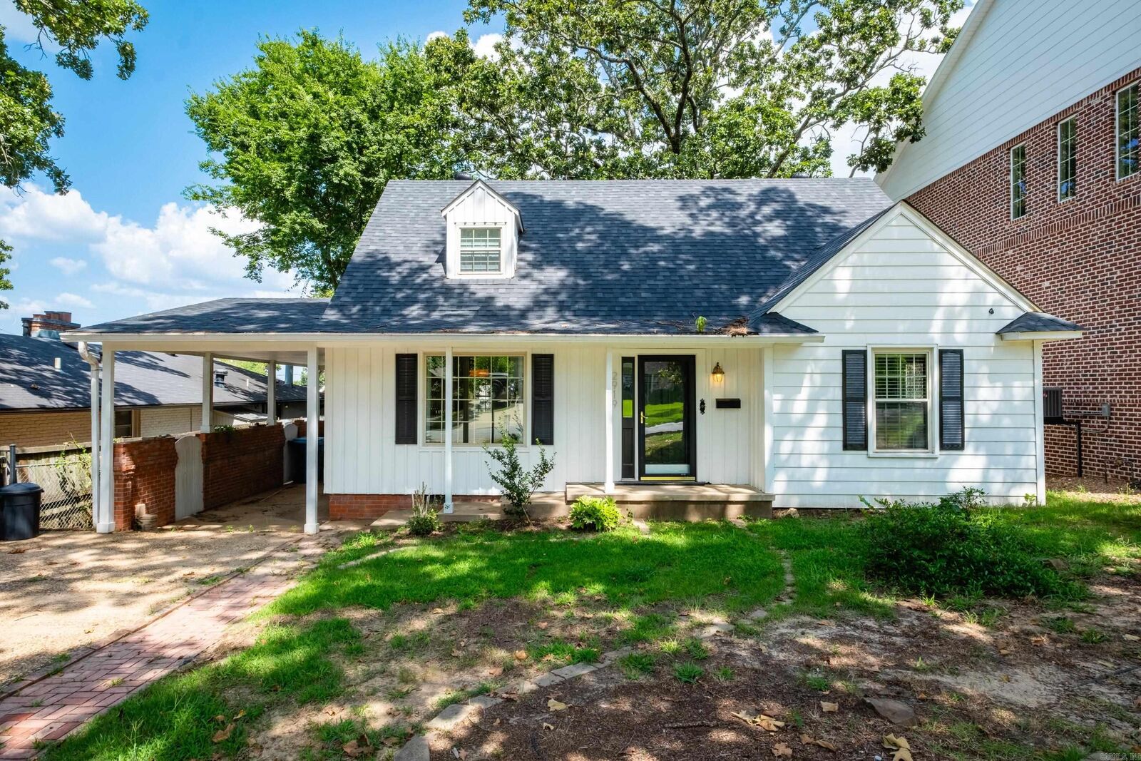 Property Photo:  2919 Fillmore  AR 72207 