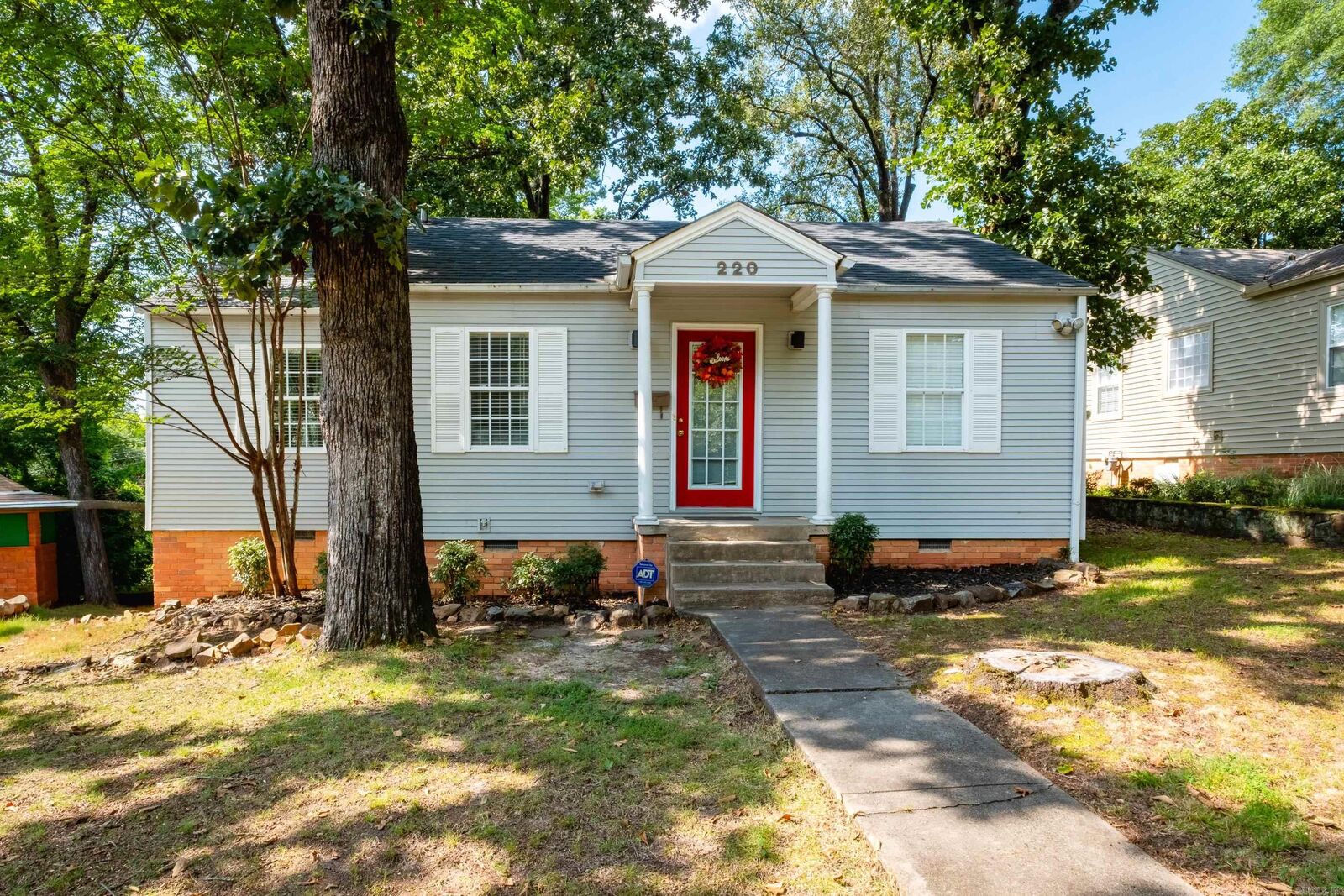 Property Photo: 220 Pine Valley Road AR 72207
